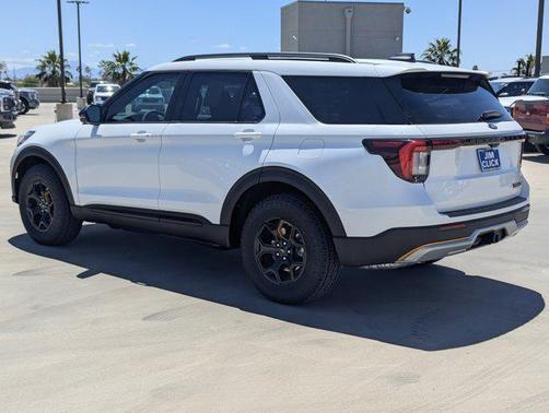 Star White Metallic Tri-Coat 2026 Ford Explorer Tremor