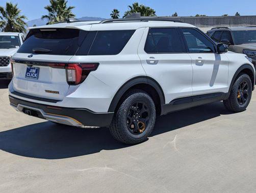 Star White Metallic Tri-Coat 2026 Ford Explorer Tremor