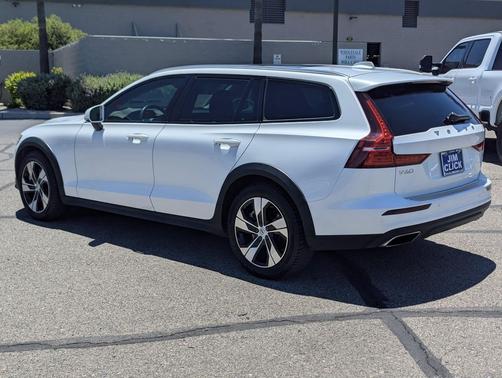 White 2020 Volvo V60 Cross Country T5