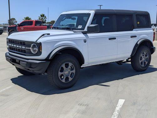 Oxford White 2026 Ford Bronco Big Bend