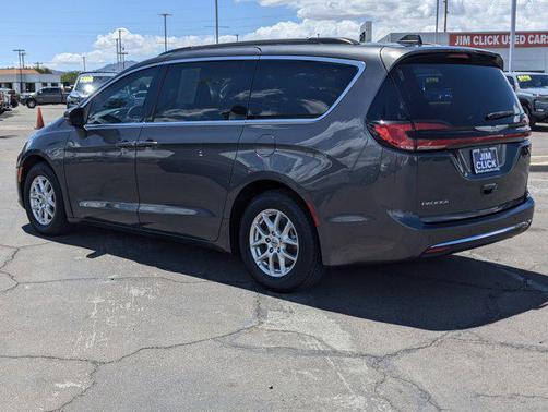 Granite Crystal Metallic Clearcoat 2022 Chrysler Pacifica Touring L