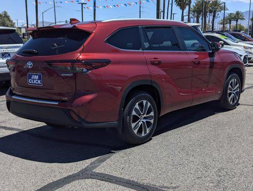 Ruby Flare Pearl 2024 Toyota Highlander Hybrid XLE