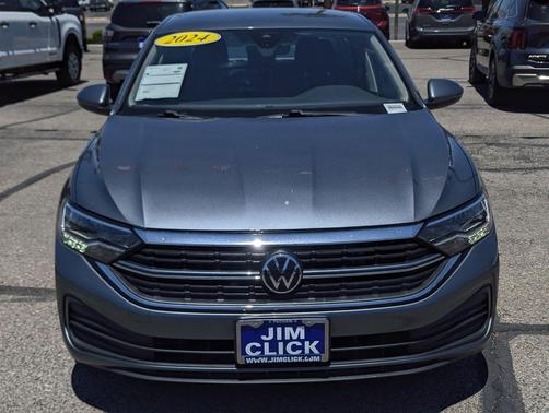 PLATINUM GRAY 2024 Volkswagen Jetta 1.5T SE
