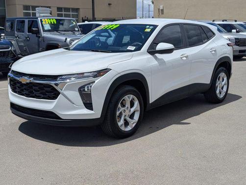 Summit White 2024 Chevrolet Trax LS