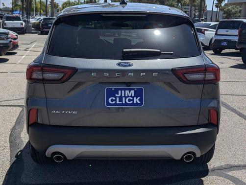 Carbonized Gray Metallic 2025 Ford Escape Active