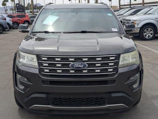 White Platinum Metallic Tri-Coat 2016 Ford Explorer XLT