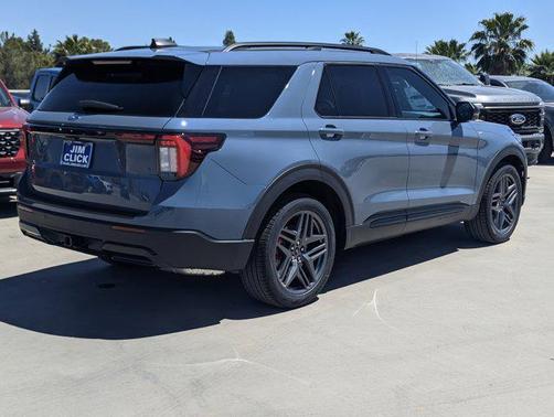 Vapor Blue Metallic 2026 Ford Explorer ST-Line