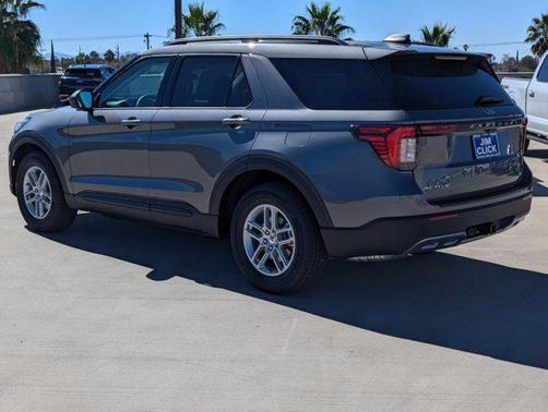 Carbonized Gray Metallic 2026 Ford Explorer Active w/200A Pkg