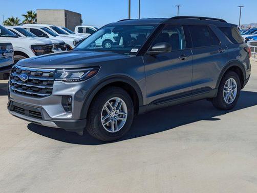 Carbonized Gray Metallic 2026 Ford Explorer Active w/200A Pkg