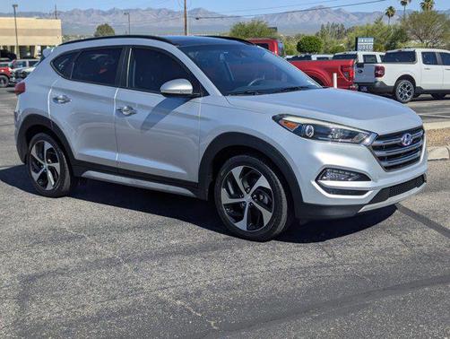 Molten Silver 2017 Hyundai TUCSON Limited