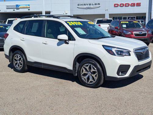 Crystal White Pearl 2021 Subaru Forester Premium