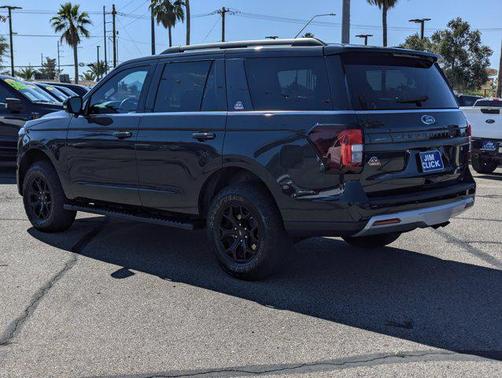 DARK MATTER PC 2024 Ford Expedition Timberline