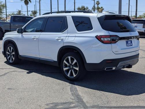 Platinum White Pearl 2025 Honda Pilot Elite