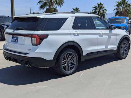 Star White Metallic Tri-Coat 2026 Ford Explorer ST