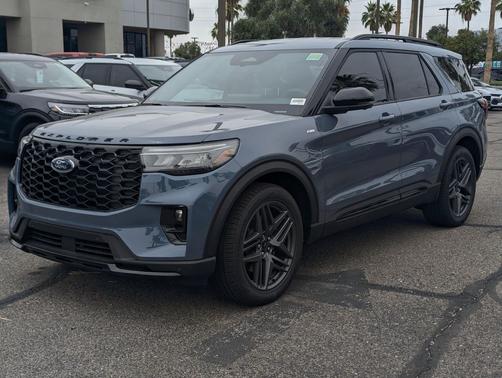 Vapor Blue Metallic 2026 Ford Explorer ST-Line