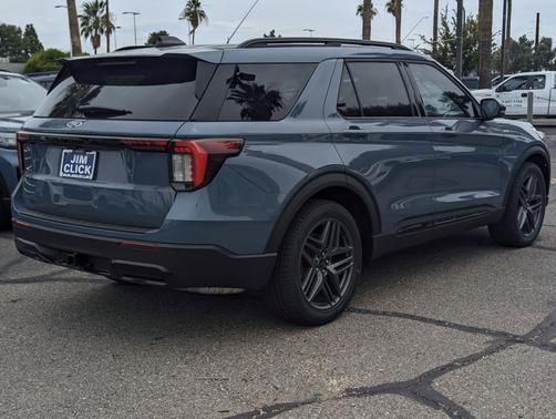 Vapor Blue Metallic 2026 Ford Explorer ST-Line