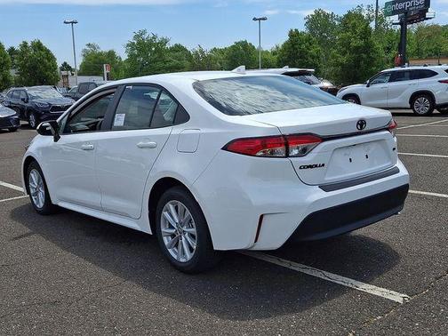 Ice 2026 Toyota Corolla LE