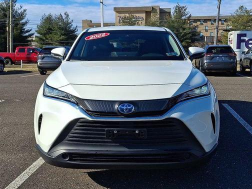 2022 Toyota Venza LE