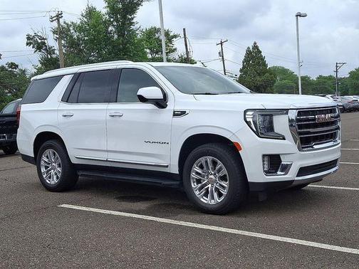 2024 GMC Yukon SLT