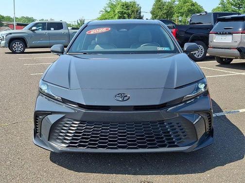 UNDERGROUND 1L7 2026 Toyota Camry SE