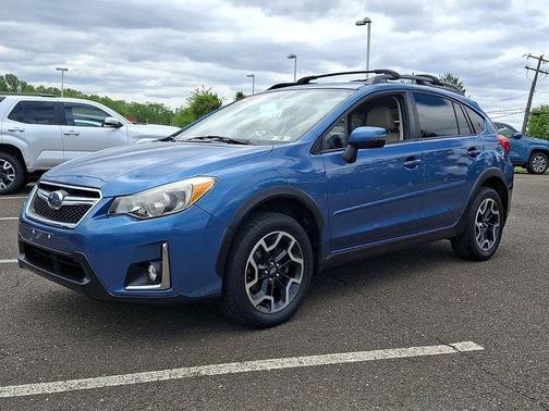 Quartz Blue Pearl 2017 Subaru Crosstrek 2.0i Limited