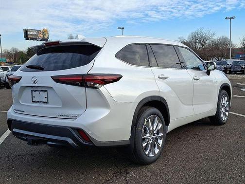 2026 Toyota Highlander Limited