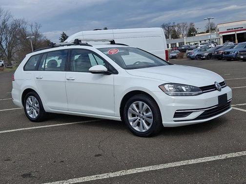 2018 Volkswagen Golf SportWagen TSI S