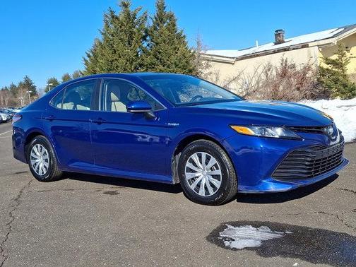 2018 Toyota Camry Hybrid LE