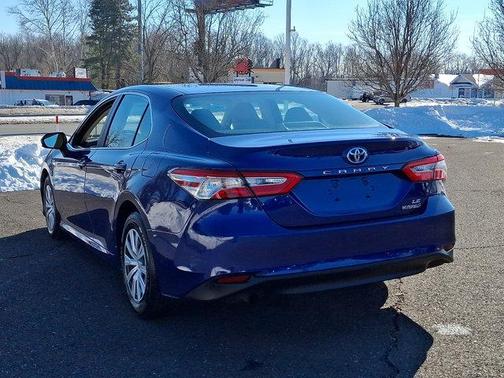 2018 Toyota Camry Hybrid LE