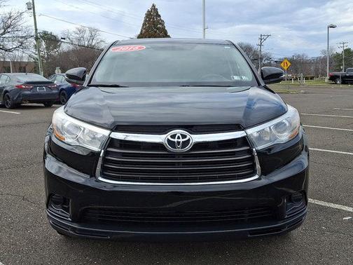 2016 Toyota Highlander LE