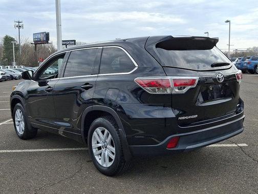 2016 Toyota Highlander LE