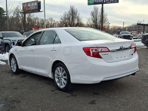 2012 Toyota Camry Hybrid XLE