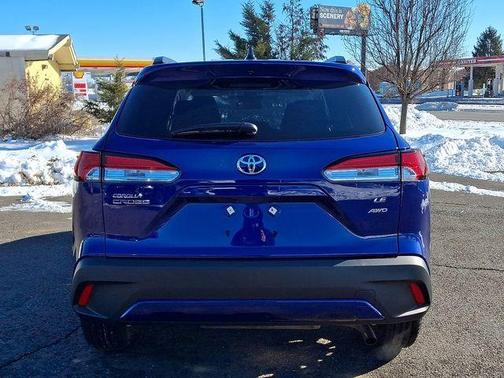 2025 Toyota Corolla Cross LE