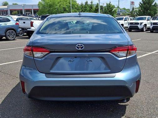CELESTITE 2023 Toyota Corolla Hybrid LE