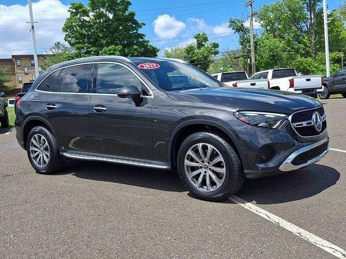 Graphite Gray Metallic 2023 Mercedes-Benz GLC 300 Base 4MATIC