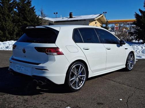2024 Volkswagen Golf R 2.0T