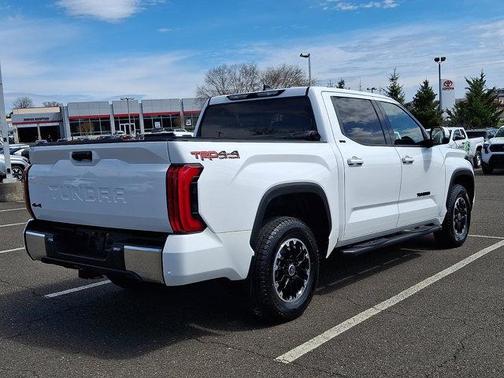 2022 Toyota Tundra SR5