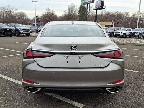 2020 Lexus ES 350 Base