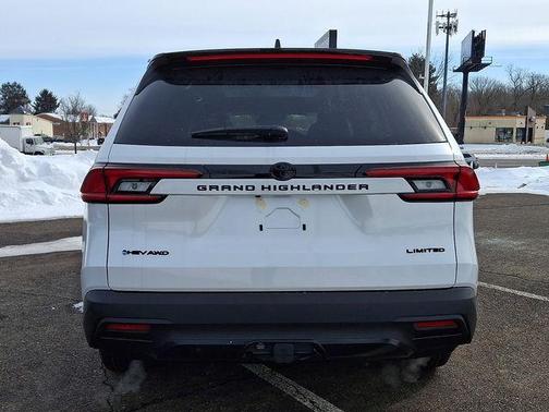 2026 Toyota Grand Highlander Hybrid Nightshade Edition