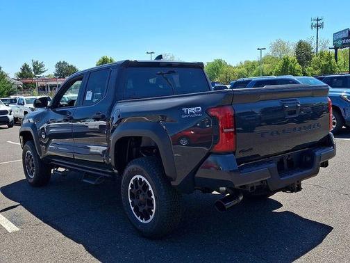 UNDERGROUND 1L7 2026 Toyota Tacoma TRD Off Road