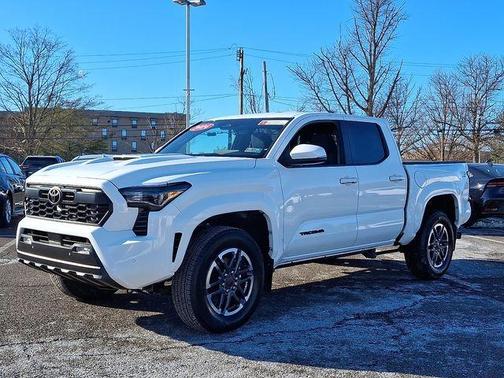 2024 Toyota Tacoma TRD Sport