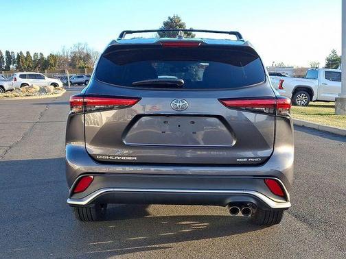 2023 Toyota Highlander XSE