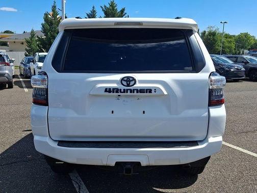 White 2022 Toyota 4Runner SR5 Premium