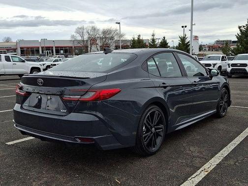 UNDERGROUND 1L7 2025 Toyota Camry XSE