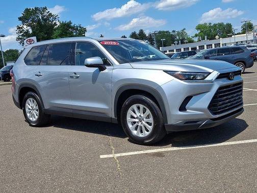 Celestial Silver Metallic 2025 Toyota Grand Highlander XLE