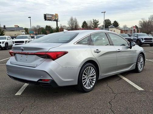 2021 Toyota Avalon Hybrid Limited