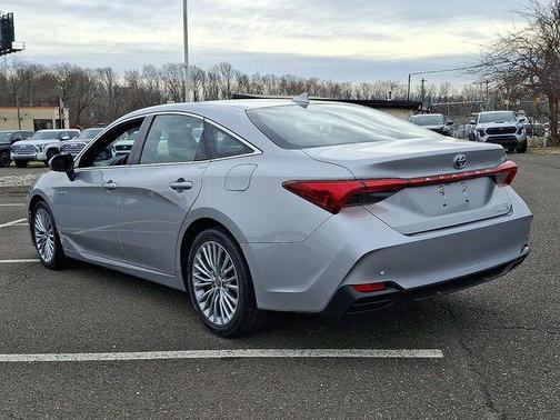 2021 Toyota Avalon Hybrid Limited