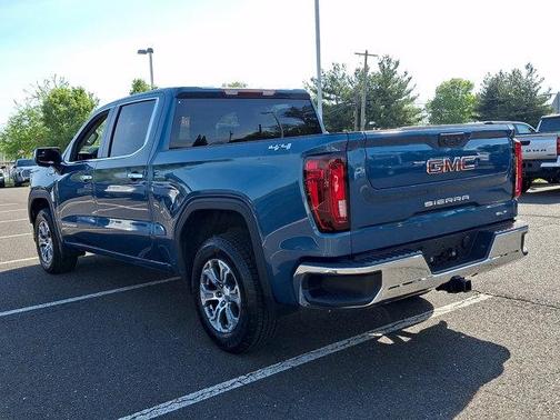 Metallic 2024 GMC Sierra 1500 SLT