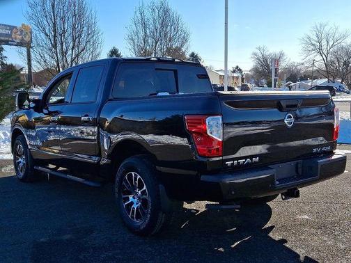 2021 Nissan Titan SV