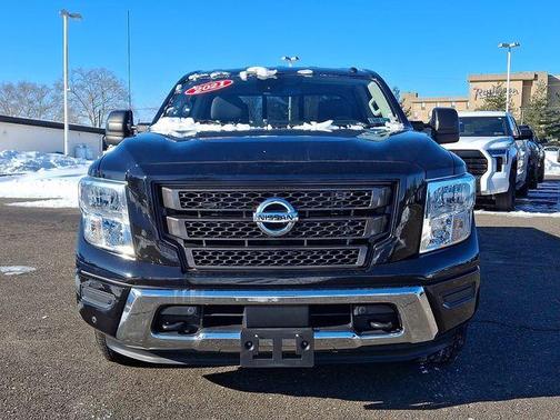 2021 Nissan Titan SV